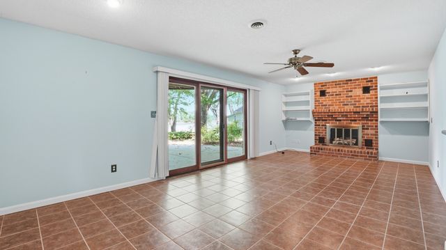 1305 Dripping Springs Rd, Winchester, TN 37398