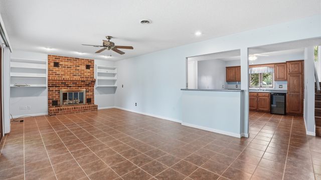 1305 Dripping Springs Rd, Winchester, TN 37398