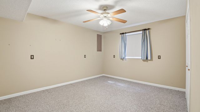 1305 Dripping Springs Rd, Winchester, TN 37398