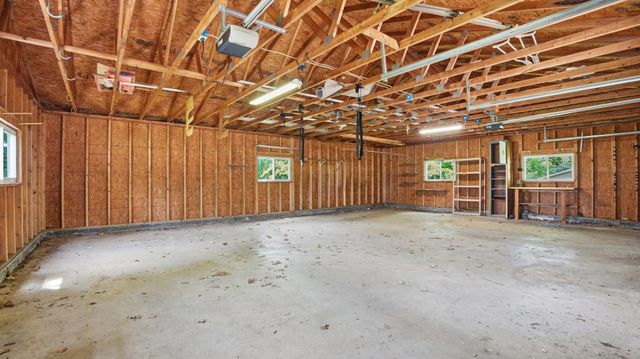 1305 Dripping Springs Rd, Winchester, TN 37398