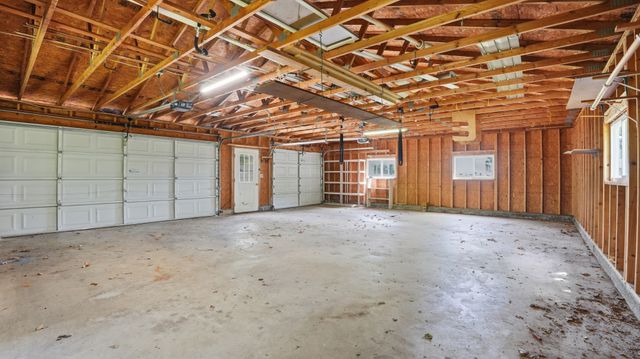 1305 Dripping Springs Rd, Winchester, TN 37398