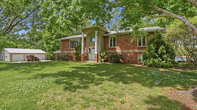 1305 Dripping Springs Rd, Winchester, TN 37398