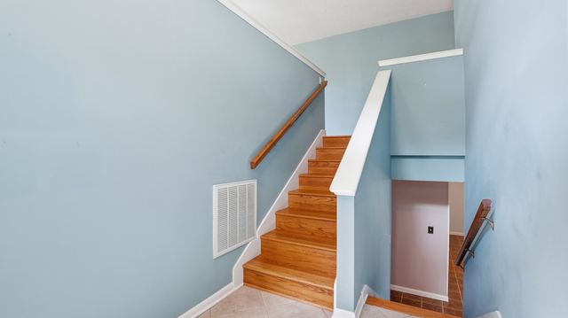 1305 Dripping Springs Rd, Winchester, TN 37398