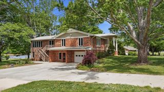 1305 Dripping Springs Rd, Winchester, TN 37398