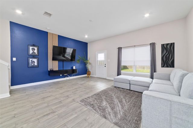 8723 Compton Street, Houston, TX 77016