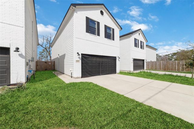 8723 Compton Street, Houston, TX 77016