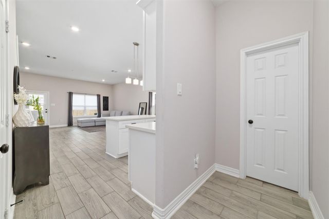 8723 Compton Street, Houston, TX 77016