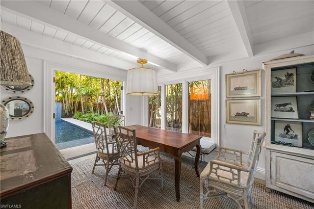 295 6th ST N, Naples, FL 34102