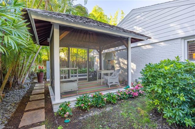 295 6th ST N, Naples, FL 34102