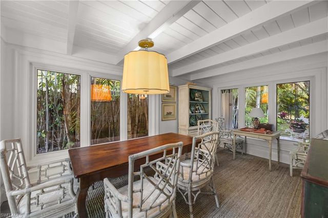 295 6th ST N, Naples, FL 34102