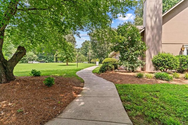 2121 Hummingbird Drive, Dalton, GA 30721