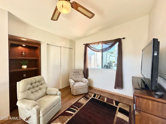 916 S MINESHAFT Drive, Apache Junction, AZ 85119