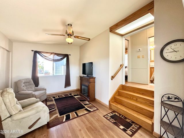 916 S MINESHAFT Drive, Apache Junction, AZ 85119