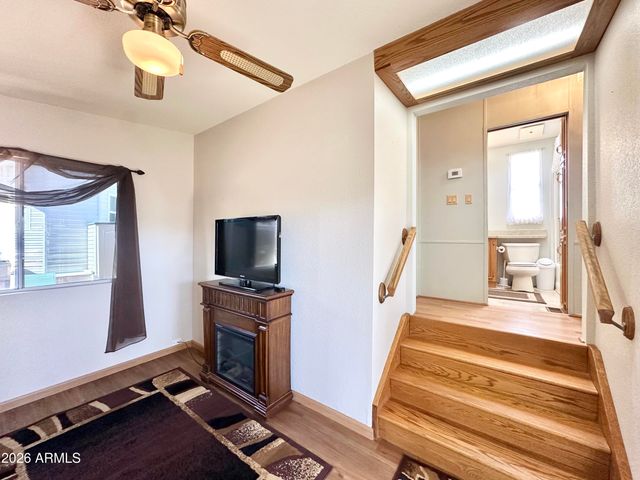 916 S MINESHAFT Drive, Apache Junction, AZ 85119