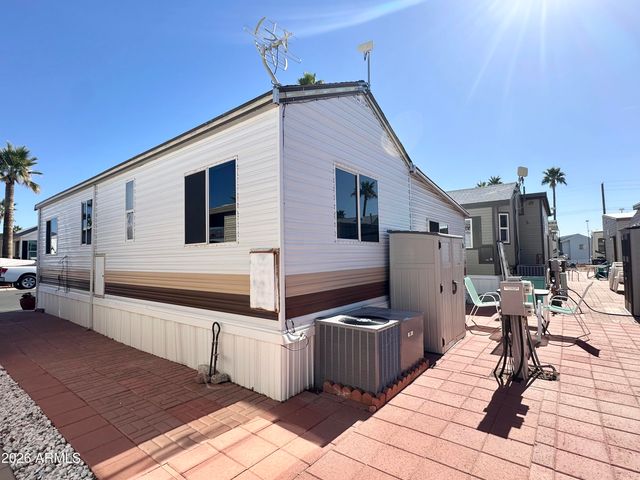 916 S MINESHAFT Drive, Apache Junction, AZ 85119