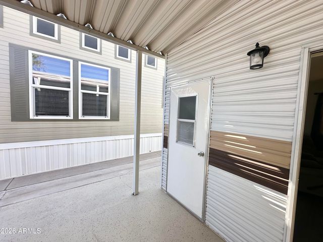 916 S MINESHAFT Drive, Apache Junction, AZ 85119