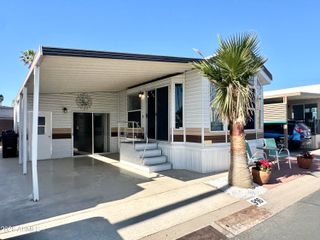 916 S MINESHAFT Drive, Apache Junction, AZ 85119