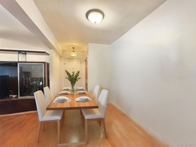 28-08 141st Street 3B, Flushing, NY 11354