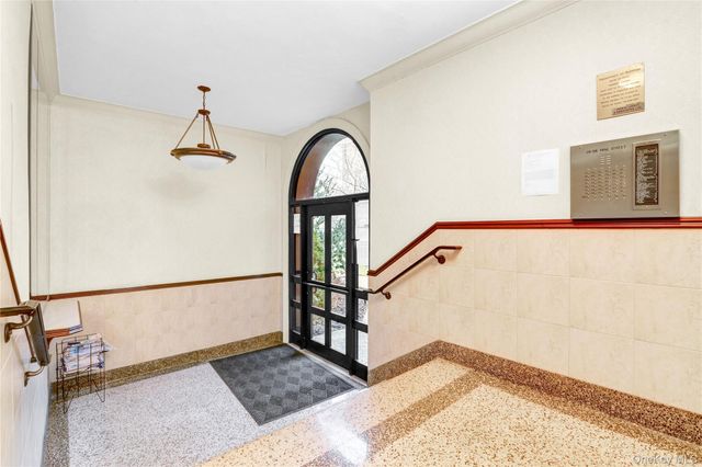 28-08 141st Street 3B, Flushing, NY 11354
