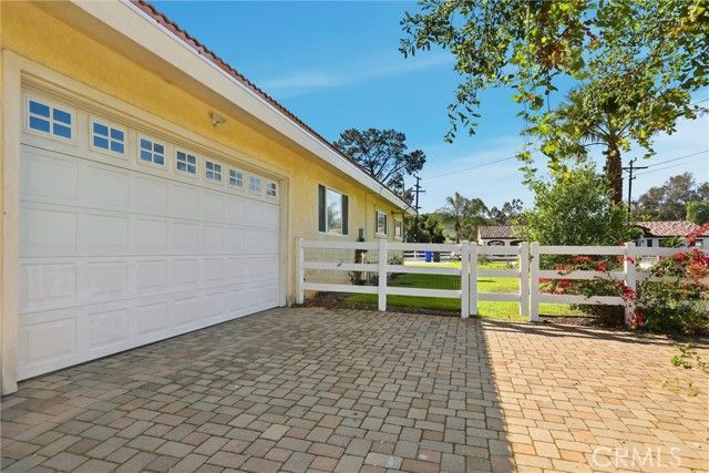 12234 Boulder View Dr, Poway, CA 92064