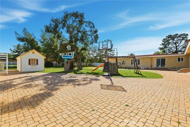 12234 Boulder View Dr, Poway, CA 92064