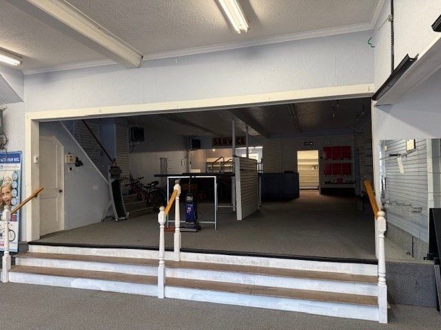 300 Court St, Plymouth, MA 02360