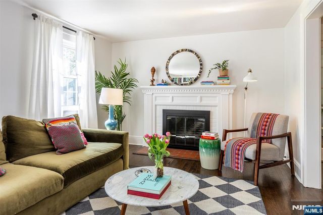 582 Highland Avenue, Montclair, NJ 07043