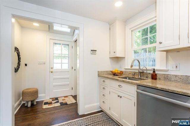 582 Highland Avenue, Montclair, NJ 07043