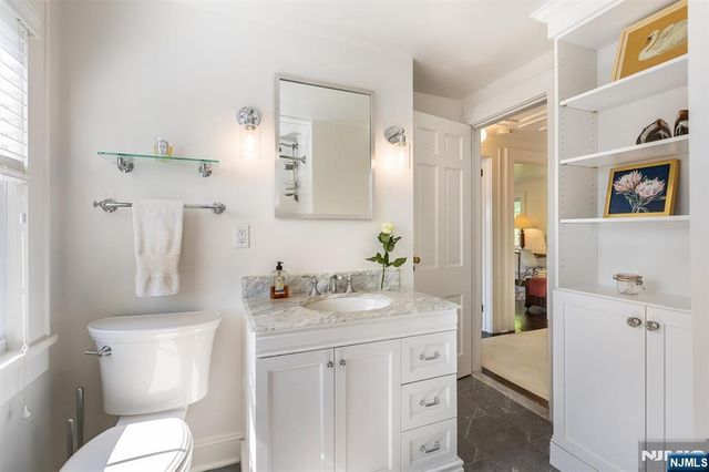 582 Highland Avenue, Montclair, NJ 07043