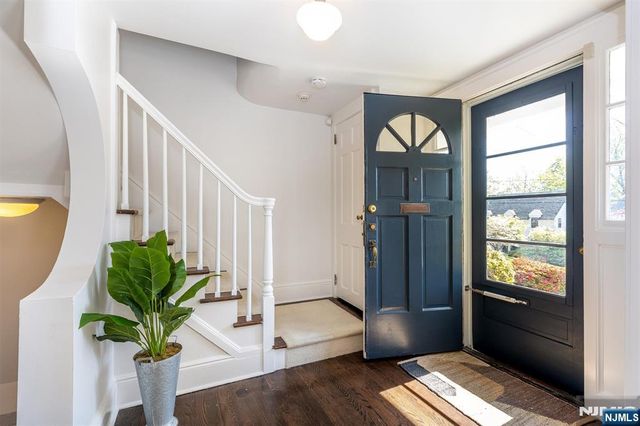 582 Highland Avenue, Montclair, NJ 07043