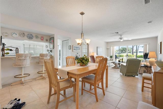270 CERROMAR WAY S 57, Venice, FL 34293