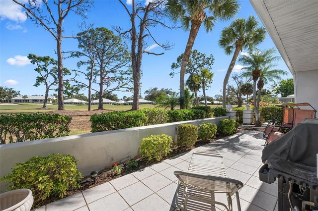 270 CERROMAR WAY S 57, Venice, FL 34293