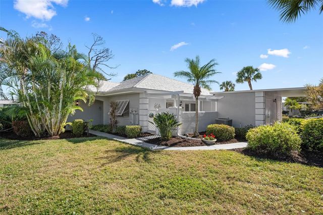 270 CERROMAR WAY S 57, Venice, FL 34293