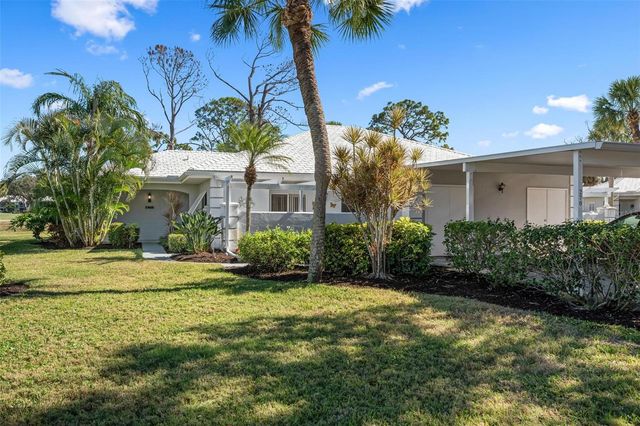 270 CERROMAR WAY S 57, Venice, FL 34293