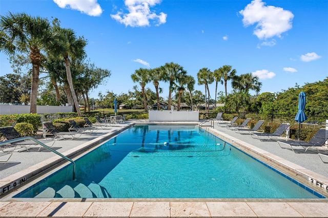 270 CERROMAR WAY S 57, Venice, FL 34293