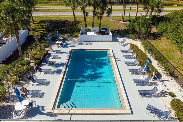 270 CERROMAR WAY S 57, Venice, FL 34293