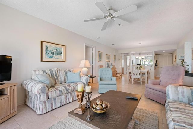 270 CERROMAR WAY S 57, Venice, FL 34293