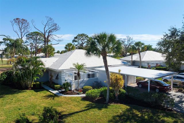 270 CERROMAR WAY S 57, Venice, FL 34293