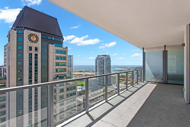 275 1ST AVENUE S 2703, St Petersburg, FL 33701