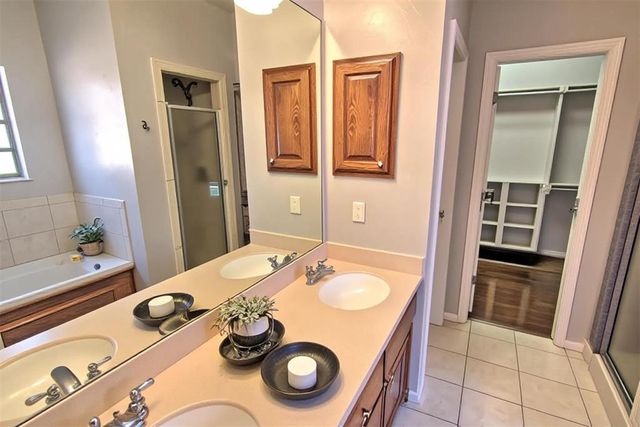 1024 SW 127th Place, Oklahoma City, OK 73170