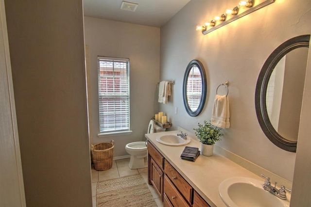 1024 SW 127th Place, Oklahoma City, OK 73170