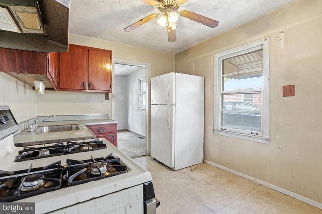 1402 SUSAN AVE, Croydon, PA 19021