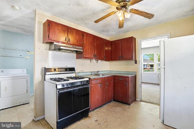 1402 SUSAN AVE, Croydon, PA 19021