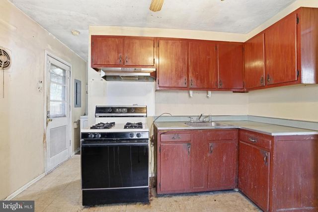 1402 SUSAN AVE, Croydon, PA 19021