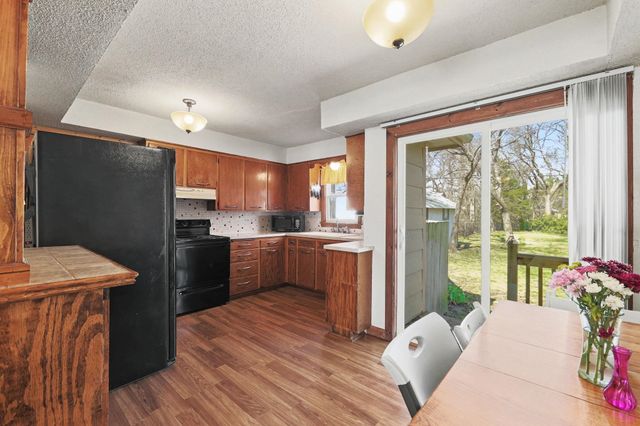 2719 S El Rancho, Wichita, KS 67216