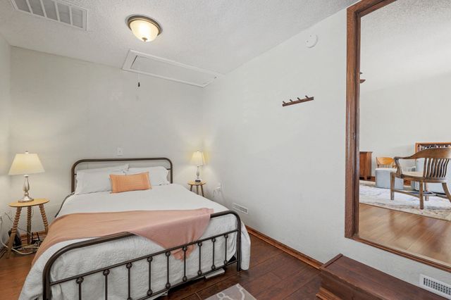 2719 S El Rancho, Wichita, KS 67216