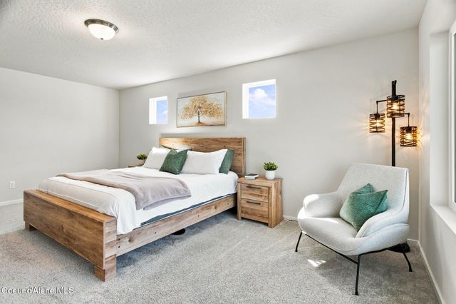 501 E Burdock Loop, Hayden, ID 83835