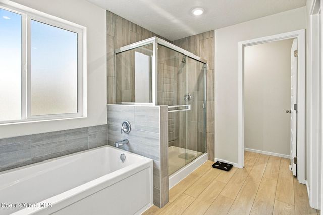 501 E Burdock Loop, Hayden, ID 83835