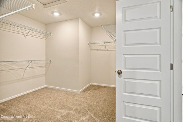 501 E Burdock Loop, Hayden, ID 83835