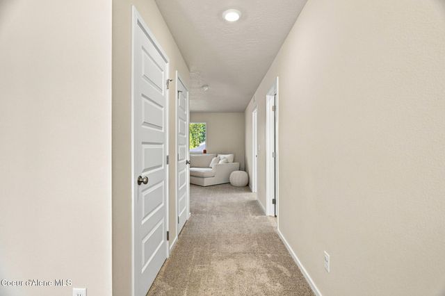 501 E Burdock Loop, Hayden, ID 83835